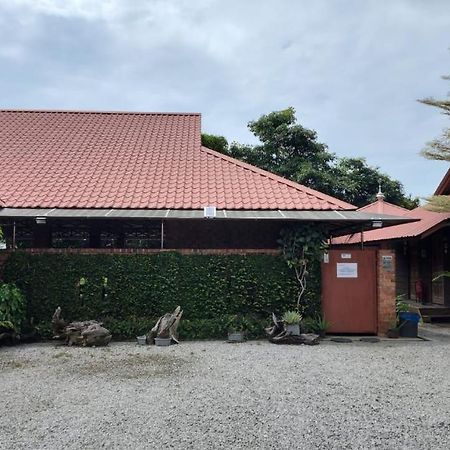 Homestay Umbai Kelana Merlimau 外观 照片